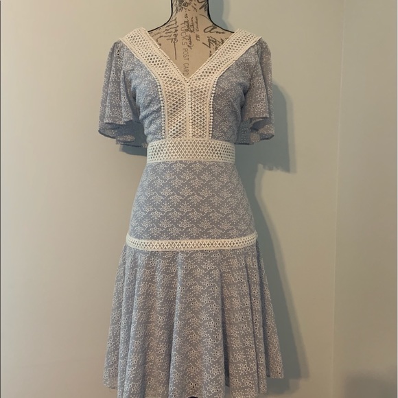 Gianni Bini Alice Lace Eyelet Dress NWT - Picture 4 of 11